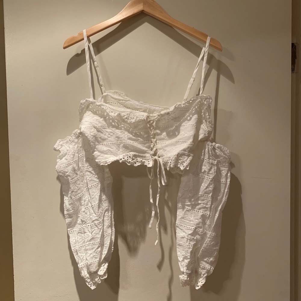 White Top - Picture 4 of 5
